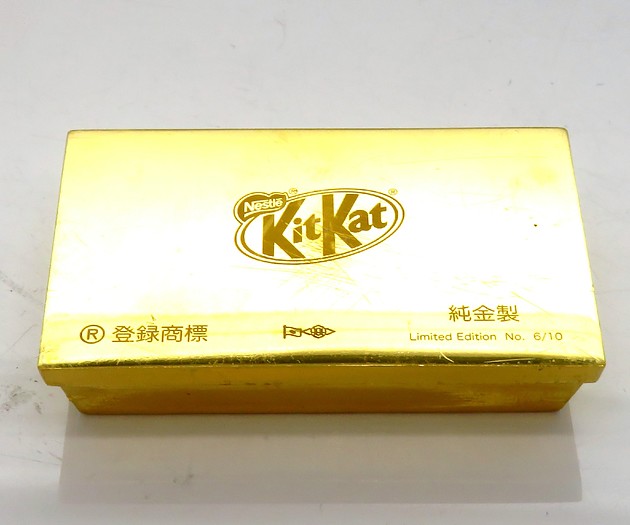 純金製キットカットを177万円で買取しました。