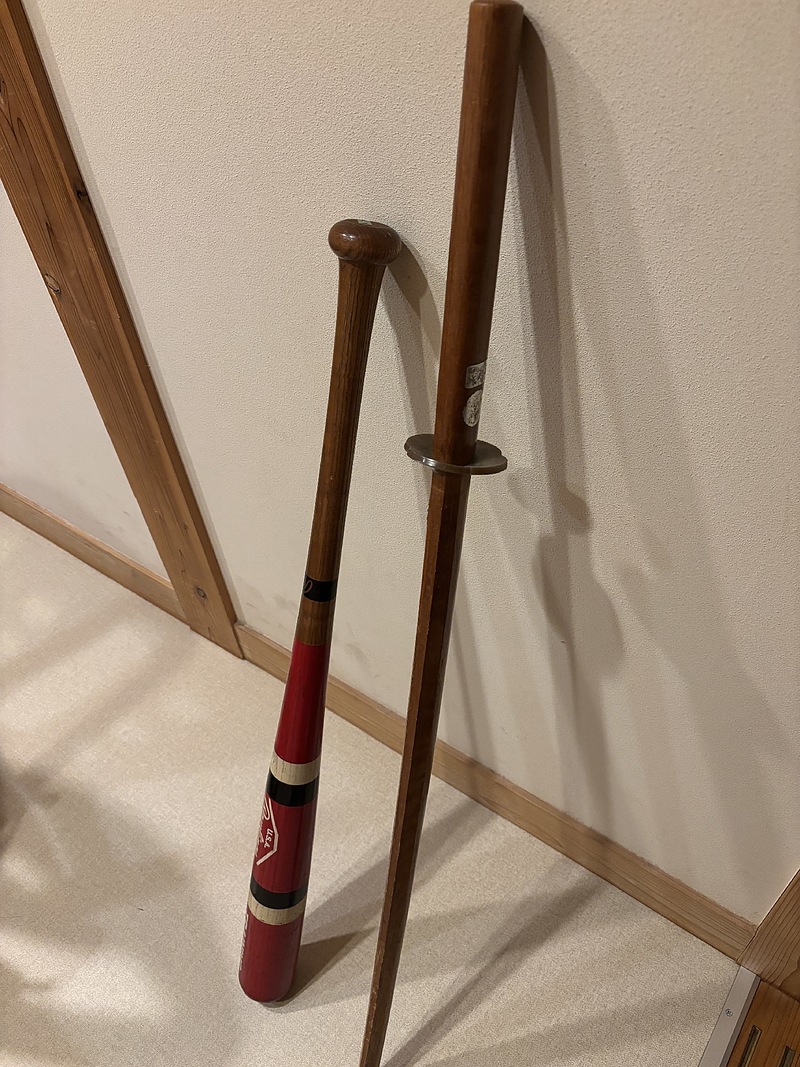 バットと木刀