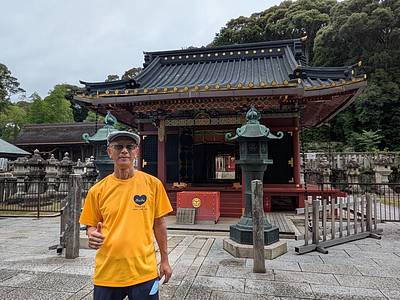 1300年の古刹「瀧山寺」で笑いヨガ