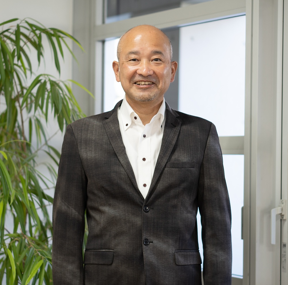 杉田康宏 すぎたやすひろ