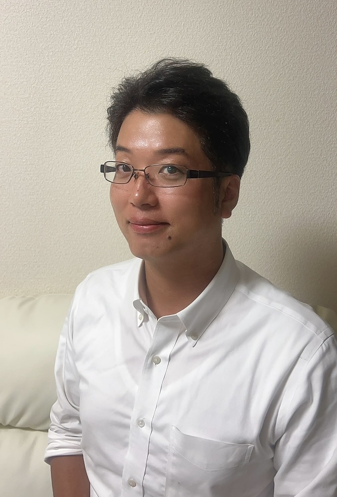石橋康弘 いしばしやすひろ
