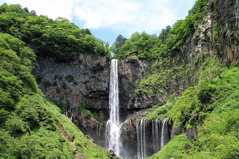 華厳の滝