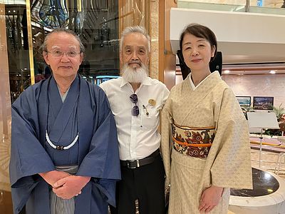 地球一周の旅2026/04/19-20民族衣装ファッションショーと赤道通過