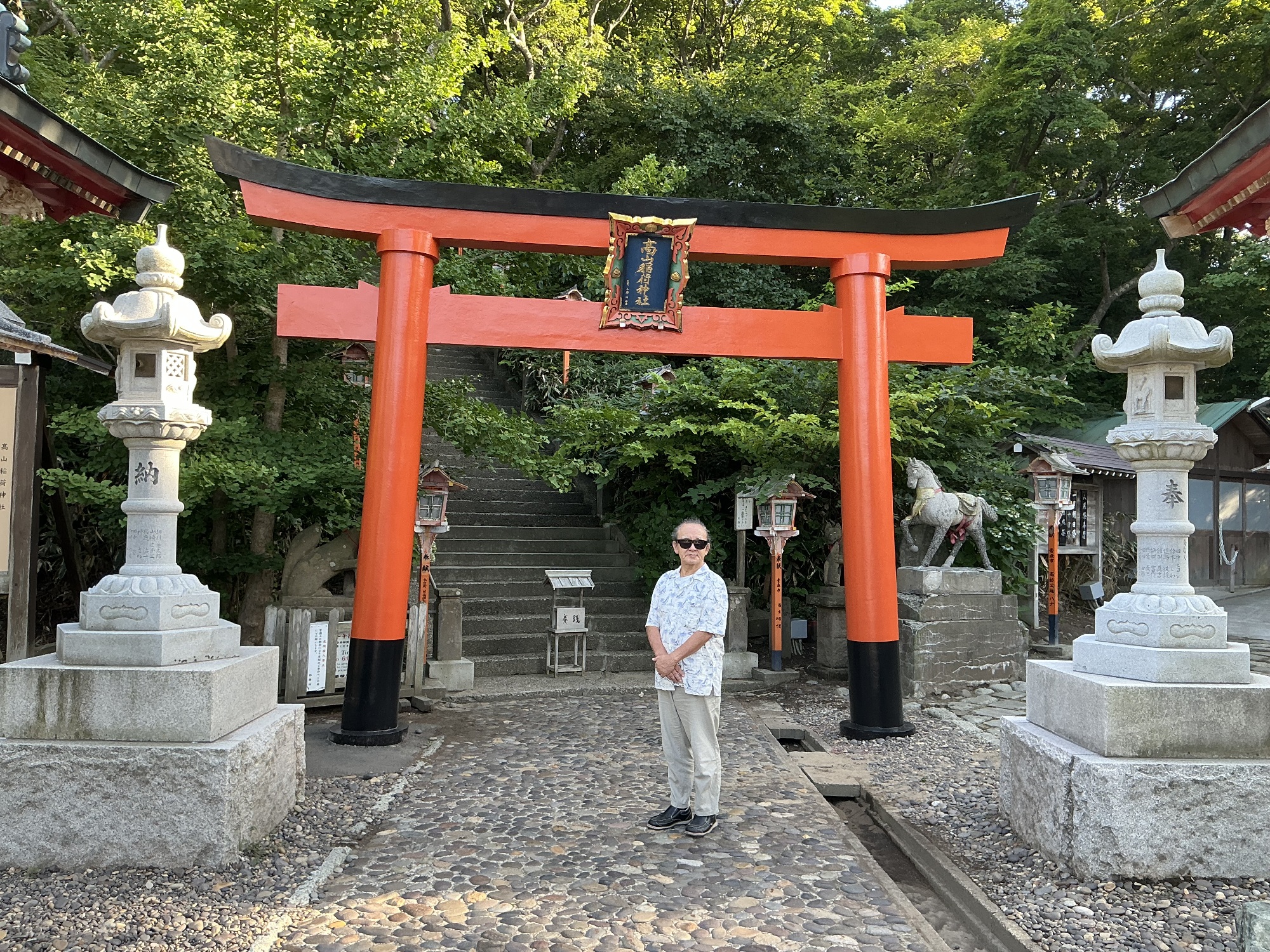 高山稲荷神社　千本鳥居入口　津軽半島