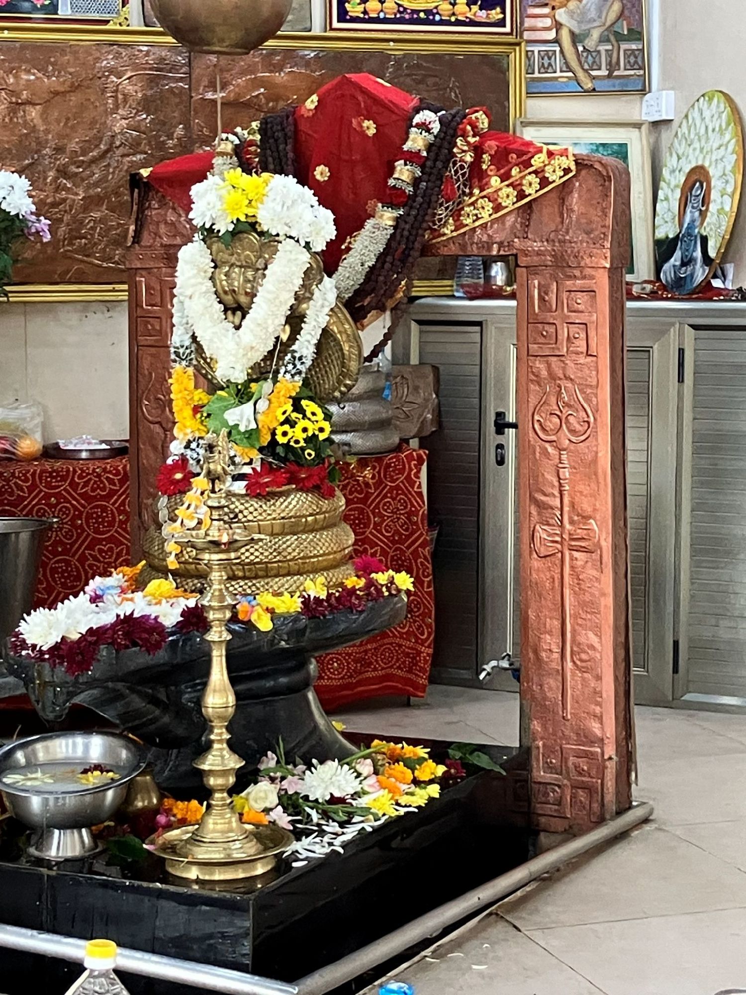 ヒンズー教の神像、蛇です