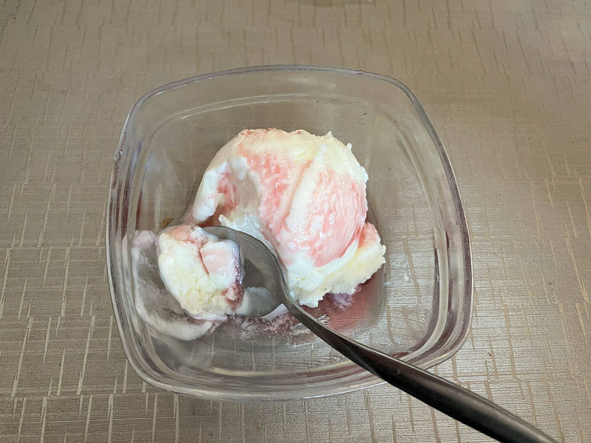 デザートはアイスクリーム