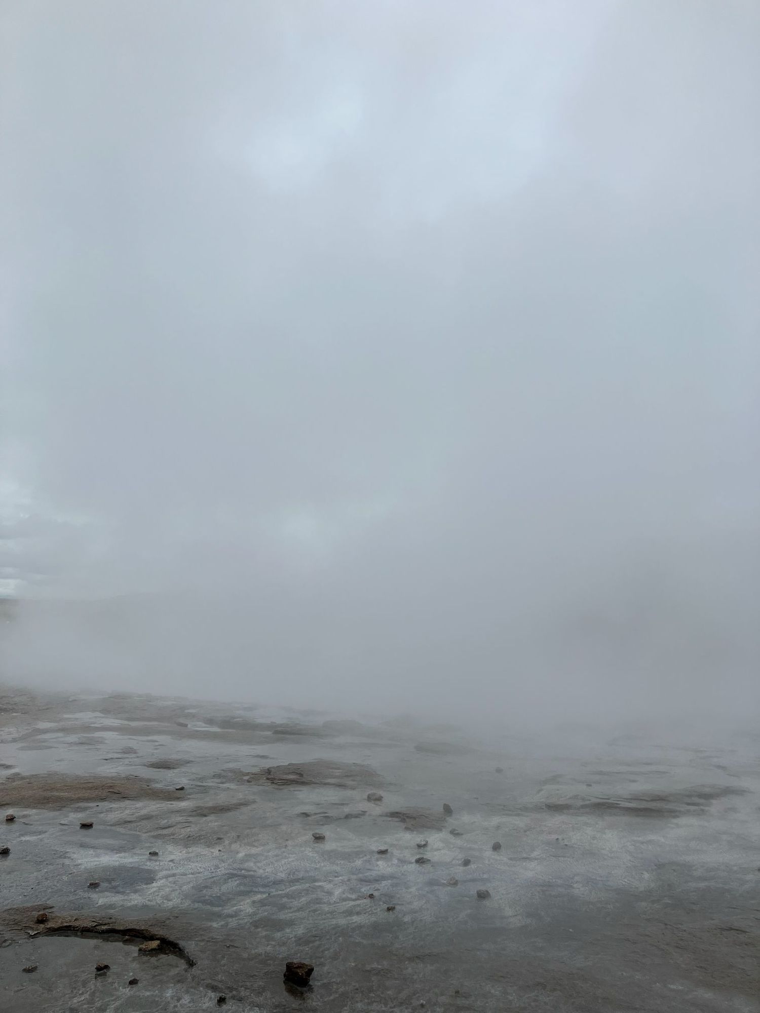 ストロックル(間欠泉)