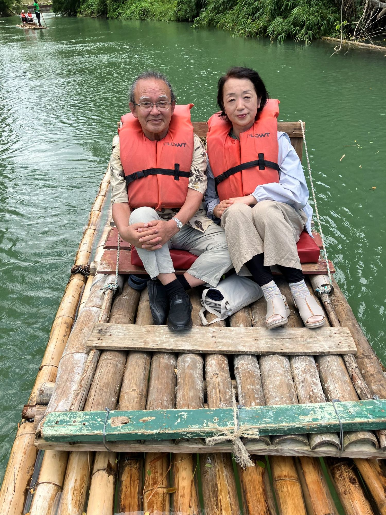 マーサブレア川いかだ下り