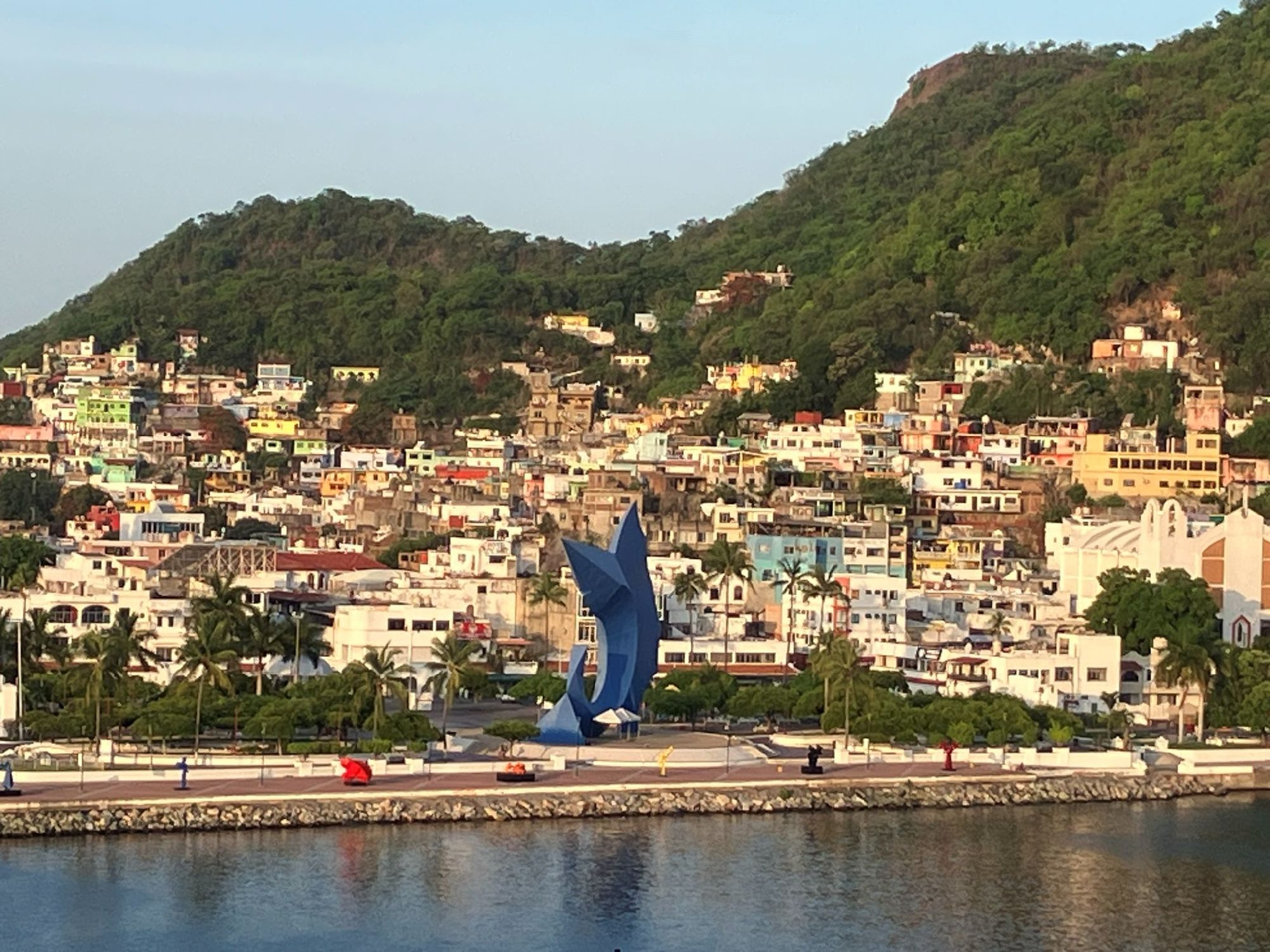 マンサニージョ港の遠景