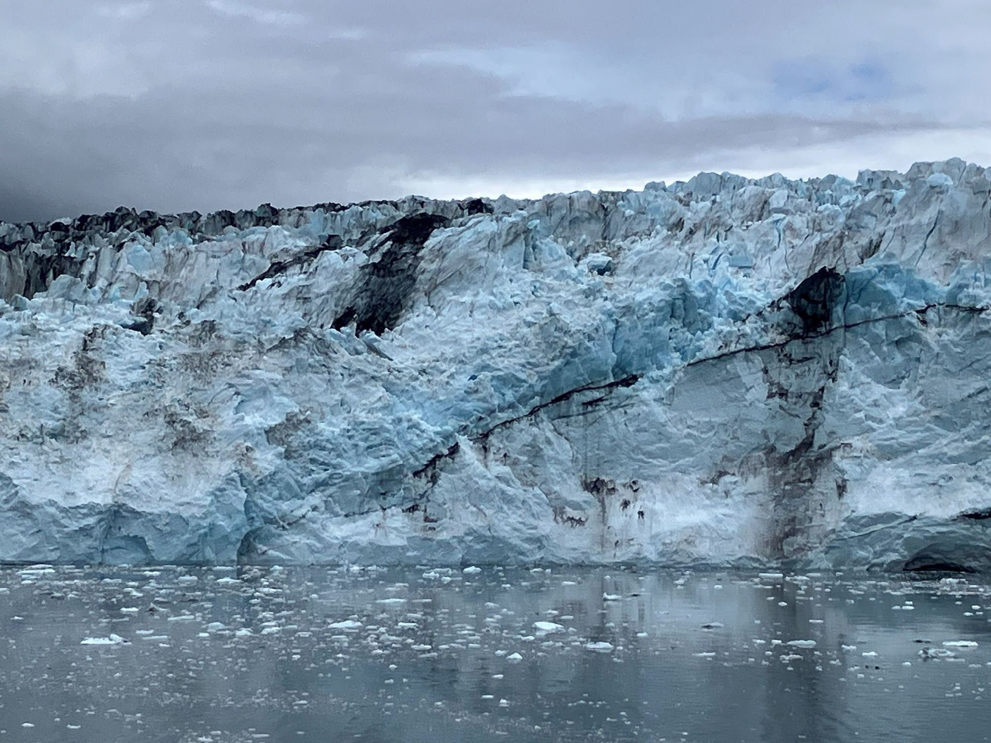 世界最大級の氷河