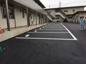 アパート　駐車場工事