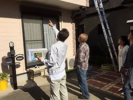 長谷川佳広さん作業現場での仕事風景