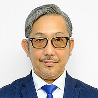 野田亮