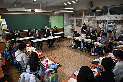 『子どもたちと浦安市長・教育長のランチミーティング（浦安市）』