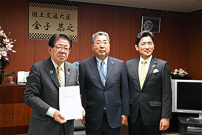 『液状化対策や民泊などに関する要望書（浦安市）』