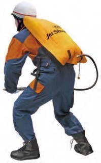 林野火災と闘う現場装備 「ジェットシューター」