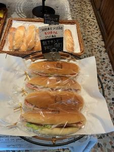 ご当地コラボ　消防車焼き印入り特製パン