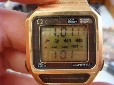 オメガのこんな時計見たことありますか？液晶のデジタル時計です。1640 ...
