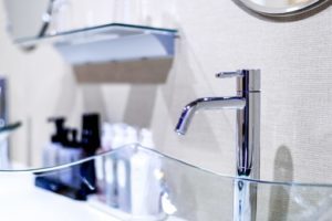 気づけば年末がラクになる。“排水”や“ドアまわり”を今こそチェック！【水まわり編】