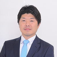 上野慎一郎