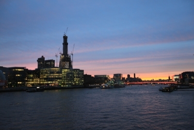 エッチング　ガラス　風景　ライン掘り　間仕切り　ロンドン橋