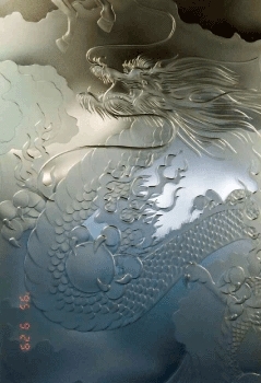 龍　エッチング　ガラス　段彫り