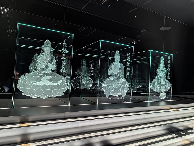 ガラスエッチング 聞名寺 納骨堂 ガラスエッチング 聞名寺 納骨堂