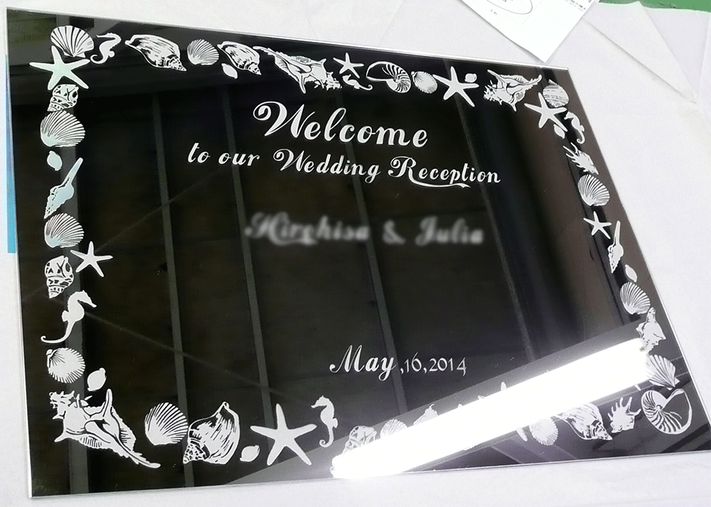 裏から貝殻をりホログラムシート仕上げ