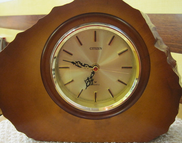 木製置き時計