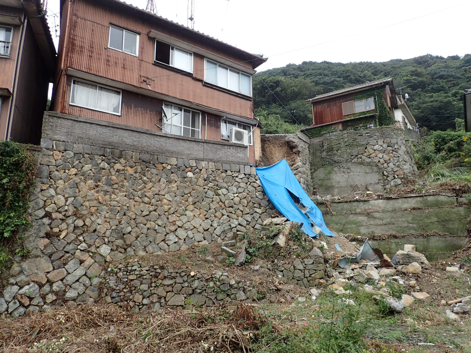 野面積みの石積崩壊事例