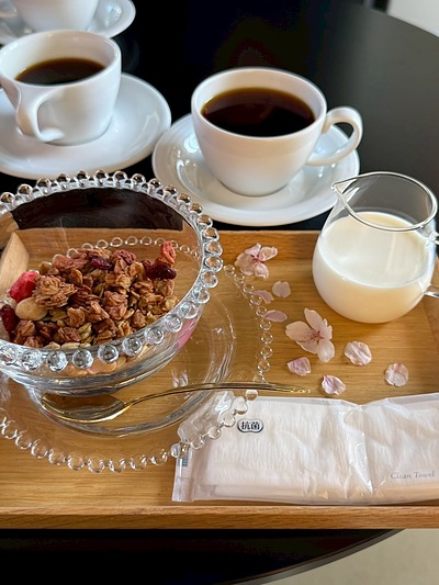 WAVE-COFFEE (モーニングヨガ講座)