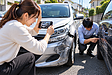 事故現場でパニック！警察への連絡以外に忘れてはいけない「記録術」と損をしない修理店の選び方