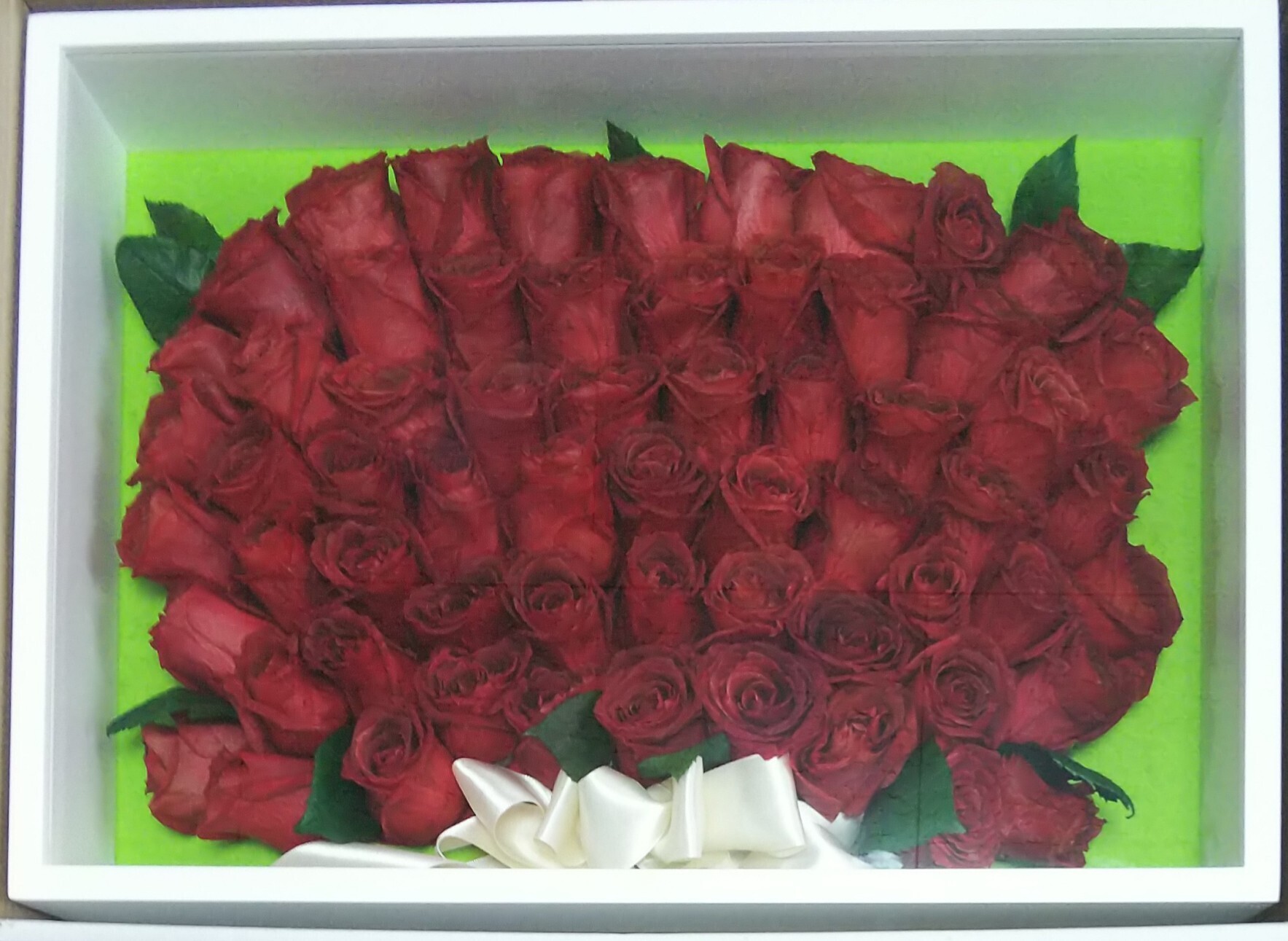 プロポーズの言葉に添えた赤いバラを保存加工した額 生花の保存加工 山田京子 マイベストプロ岐阜