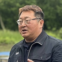 山本有哲