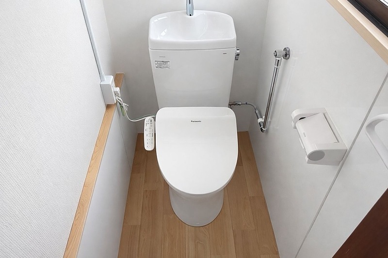 TOTOピュアレストQR(手洗付) TOTOピュアレストQR(手洗付)