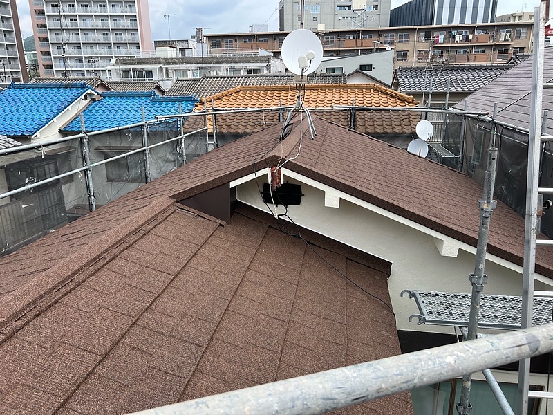 屋根葺き替え2・セネター(色ティーク) 屋根葺き替え2・セネター(色ティーク)