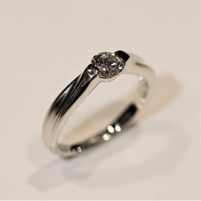 広島市西区K様のプラチナ立て爪ダイヤリングジュエリーリフォーム後