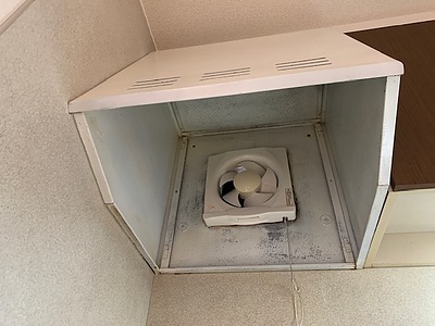 広島市東区温品　プロペラ式 換気扇クリーニング