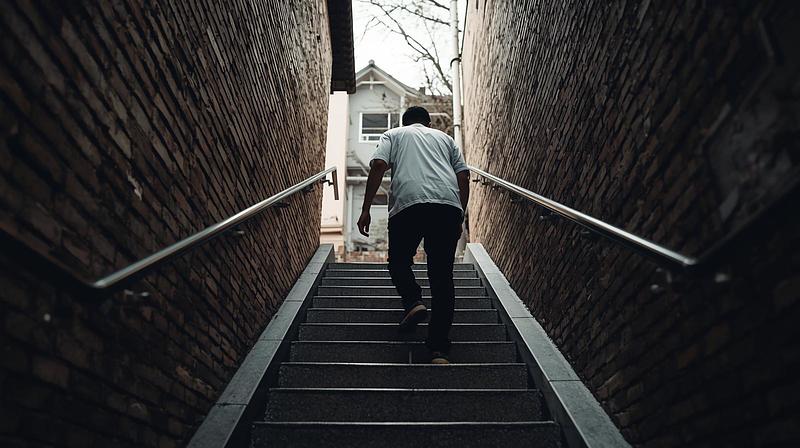 スモールstepを地道に上っていく