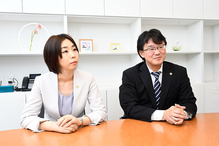 弁護士法人村上・久保法律事務所の村上さんと久保さん