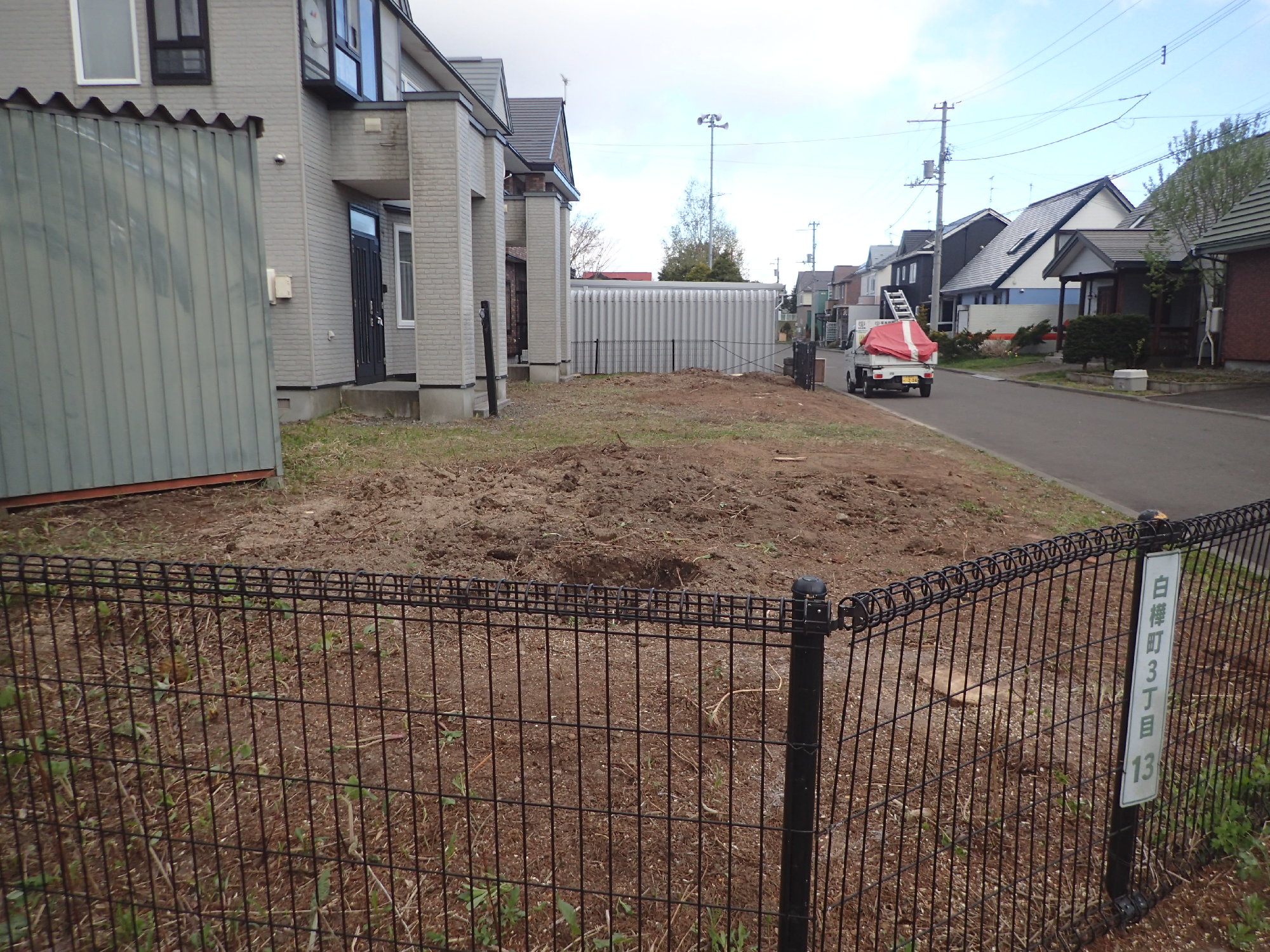 コニファー類の伐採後（千歳市）。