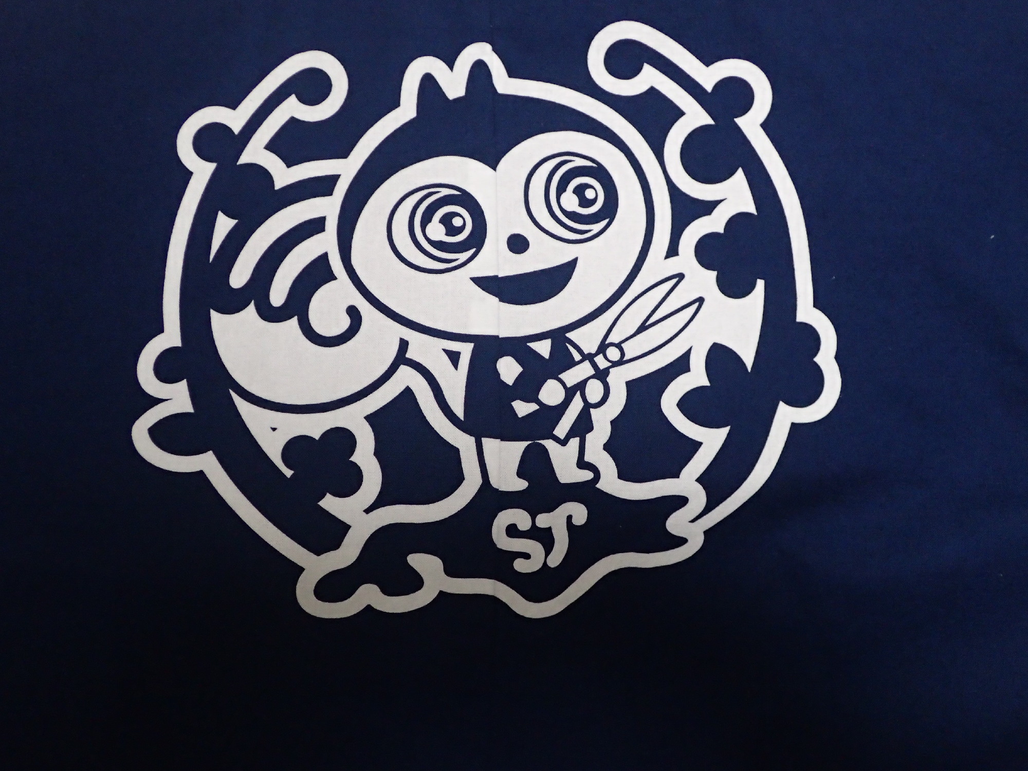 オリジナルキャラクターの『さかもてぃ－』。