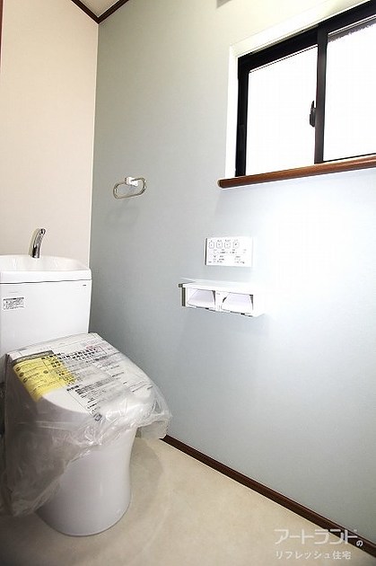 2階トイレも温水洗浄機能付きを新設