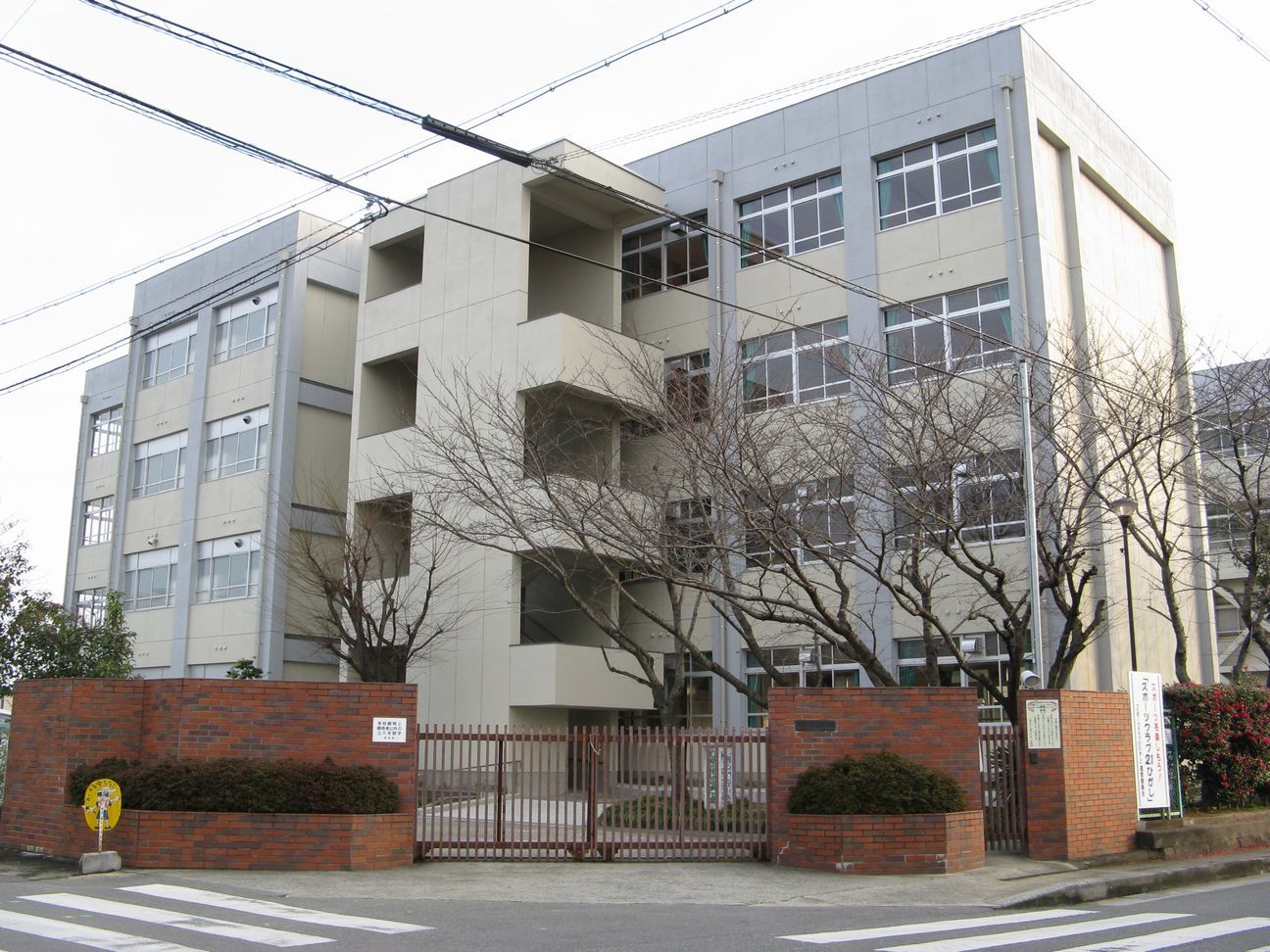 学校区：東小学校／東光中学校