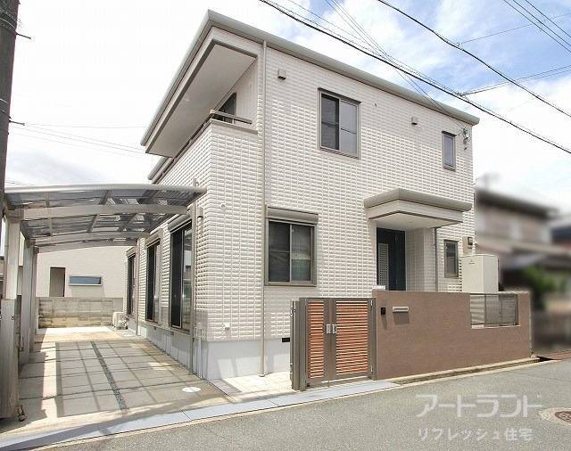 建物内外をフルリフォームしたリフレッシュ住宅