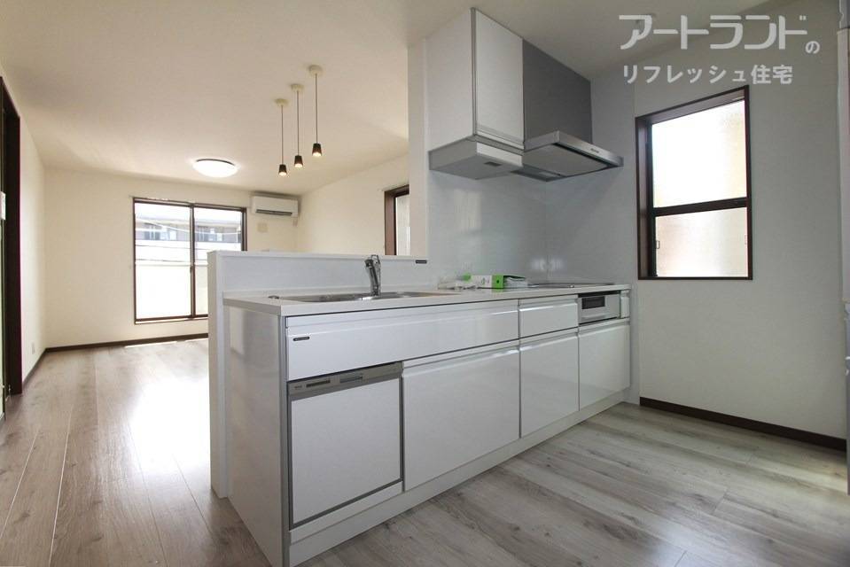 IHコンロ新設の対面式キッチン