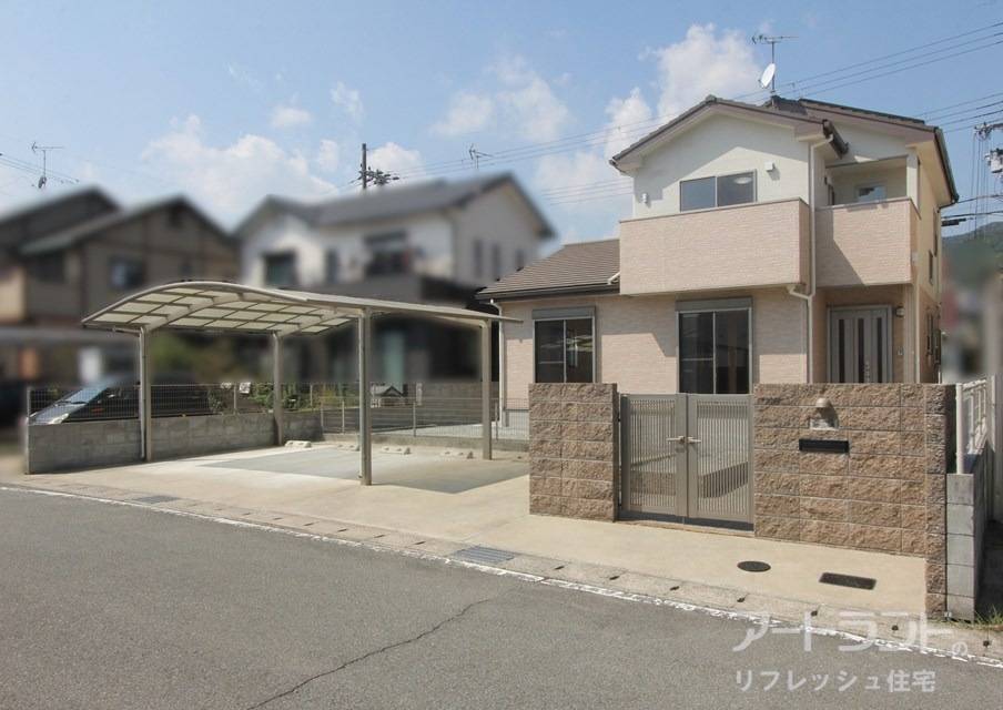 建物内外をフルリフォームしたリフレッシュ住宅