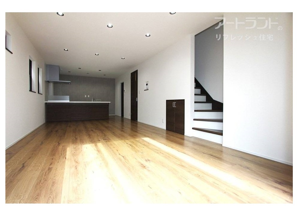 リビング階段付きの18.6帖LDK