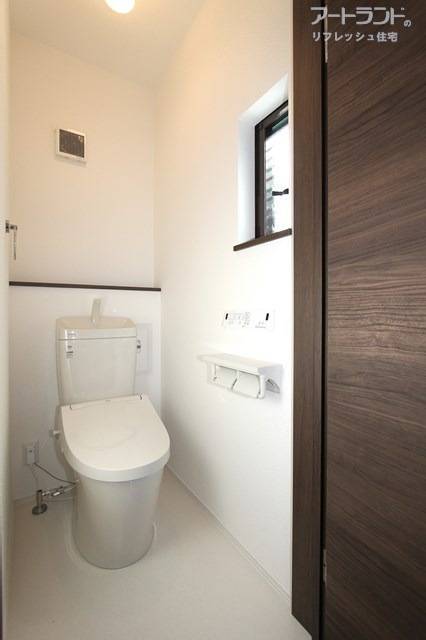 1階・2階ともにトイレを新調しています