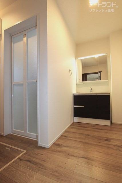 玄関とキッチンの2方向から出入りできる2WAY